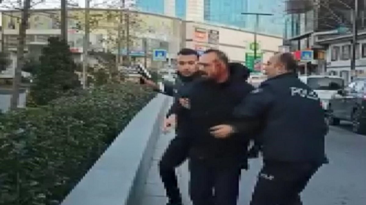 Esenyurt’ta, silahlı kardeş kavgasının yeni görüntüleri ortaya çıktı