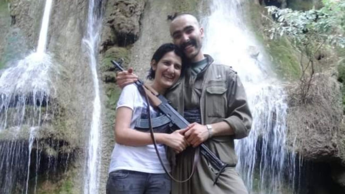 HDP'li Semra Güzel'in öldürülen terörist ile samimi pozları