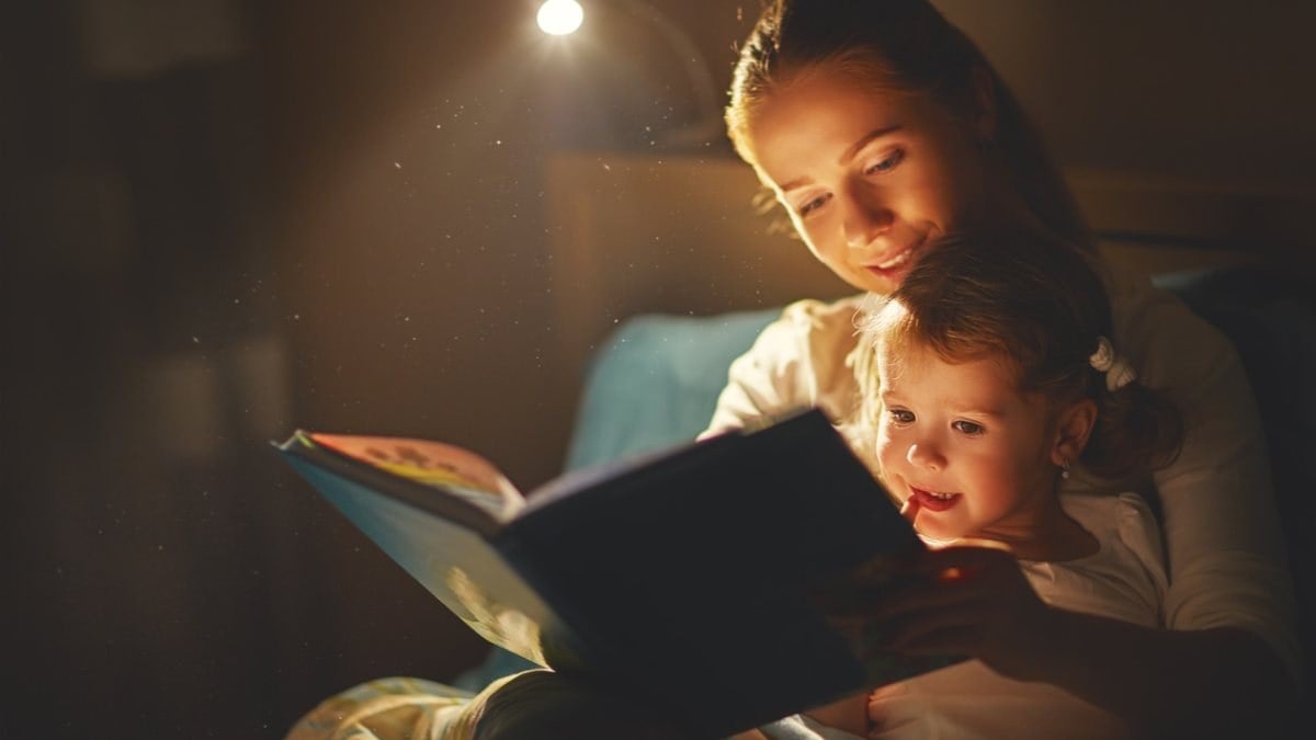 Uyku öncesi kitap okumanın çocuklar üzerindeki 7 etkisi