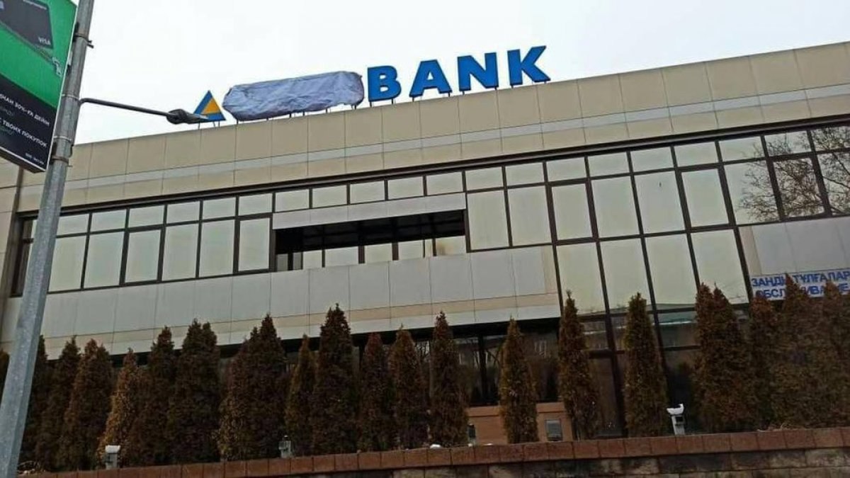 Kazakistan'da Nursultan Nazarbayev ismi her yerden kaldırılıyor