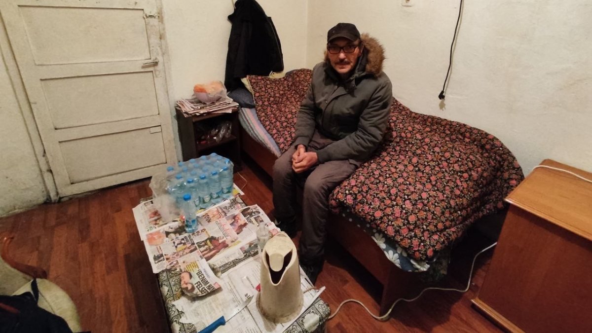 Ankara’da nafaka ödemeyen adam, 14 yıldır kömürlükte yaşıyor