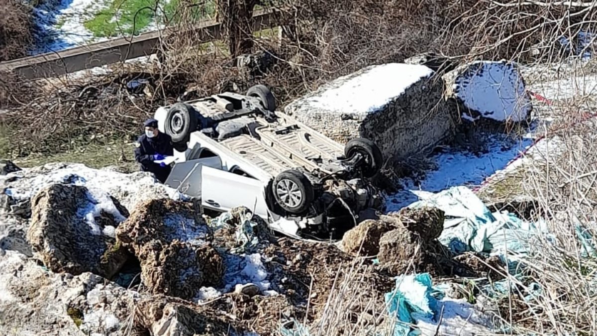 Denizli'de alkollü sürücü uçuruma yuvarlanarak can verdi