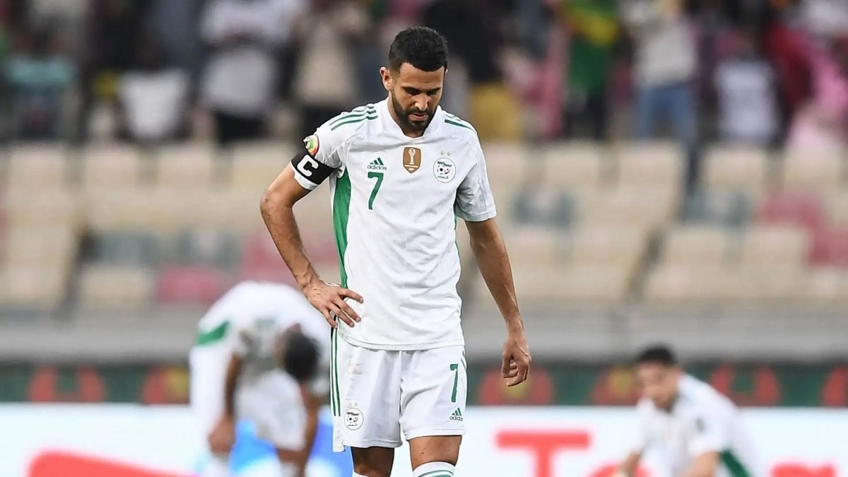 Afrika Uluslar Kupası'nda son şampiyon Cezayir'den erken veda
