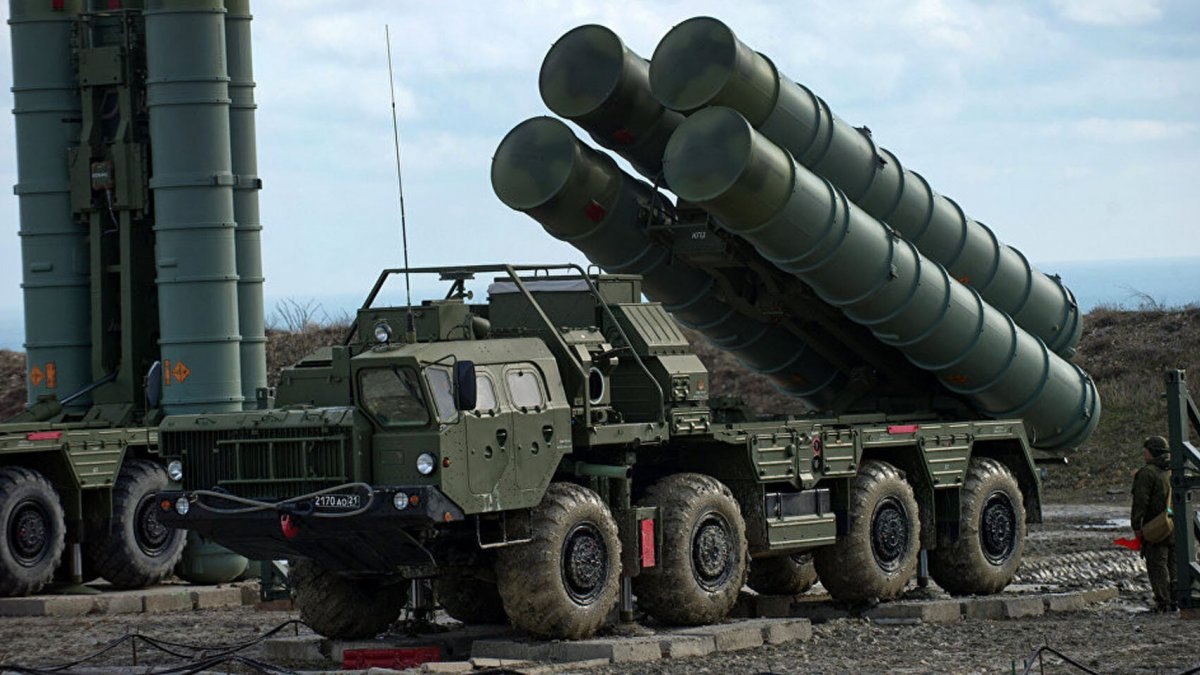 Rusya, Belarus'a iki S-400 gönderdi