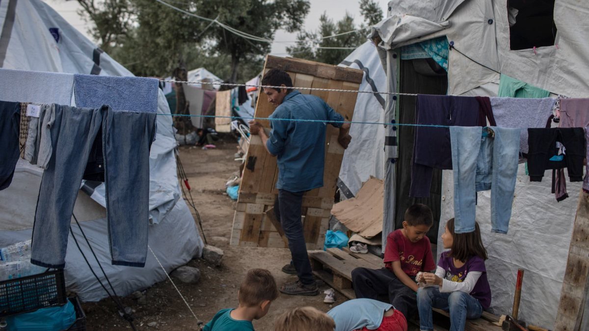 Yunan hükümeti, mülteci kamplarındaki açlık krizinden sorumlu tutuluyor