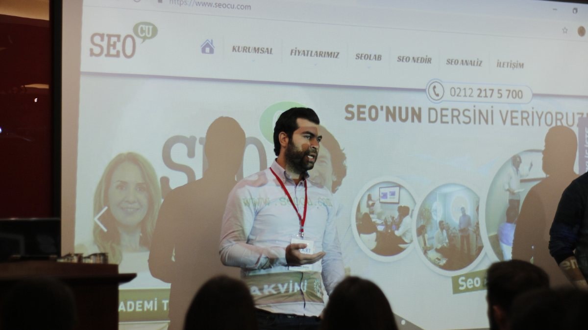 Anadolu Üniversitesi Öğrencilerine Ücretsiz SEO Eğitimi