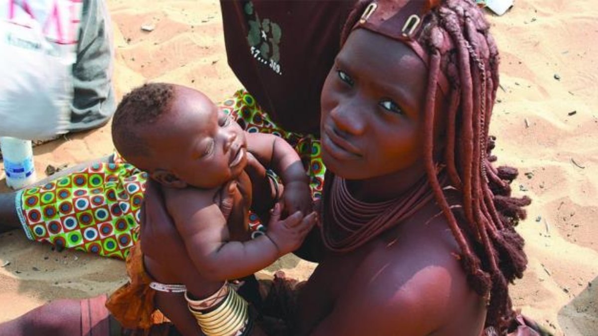 Onların adı 'Himba Kabilesi'! Hamile kalma ritüelleri hayret edilesi...