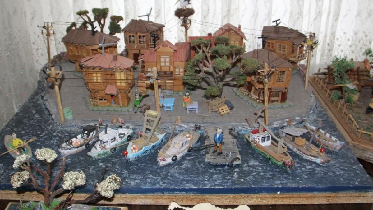 Sinop'ta görevli polis, atık malzemelerden 'diorama'lar yaparak çevre sorunlarını anlatıyor