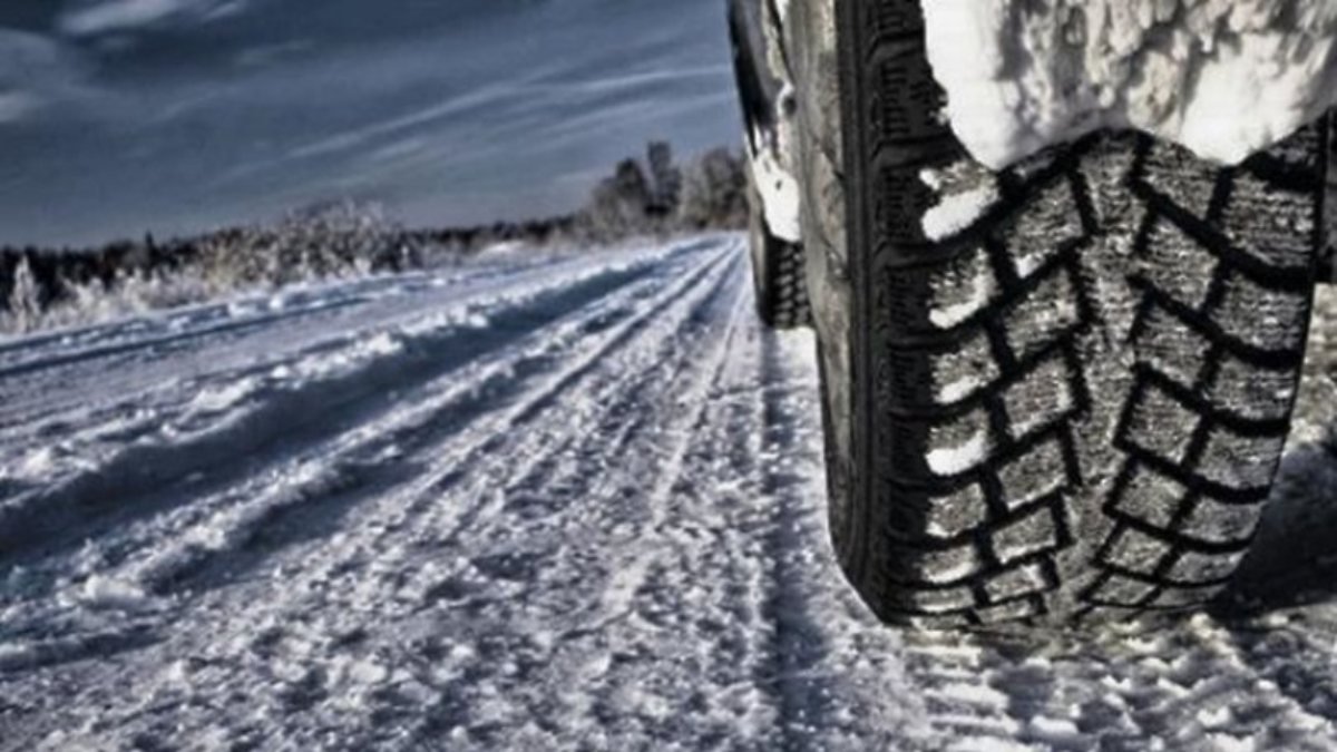 Uzmanlardan uyarı: Yolda kalmamak için kış lastiği kullanın