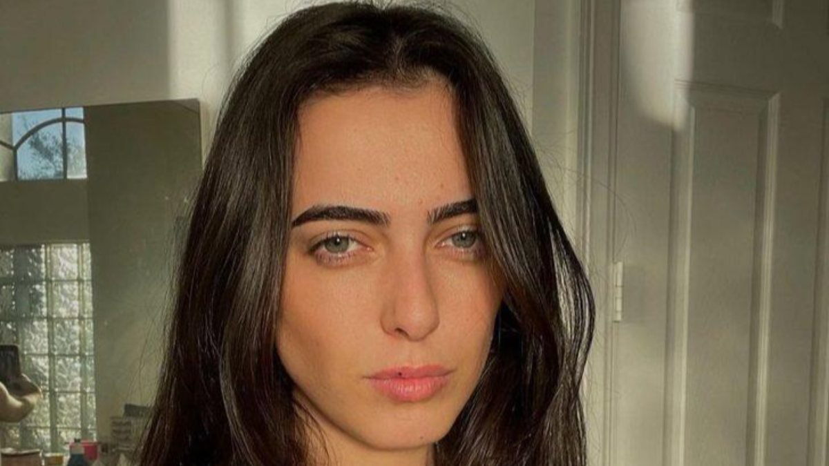 İfşaladı! Eşinden işkence gören İrem Ay kimdir? Fenomen Dilan Ay'ın kardeşi...