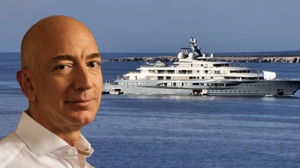 Jeff Bezos'un yatına yumurtalı saldırı planlanıyor