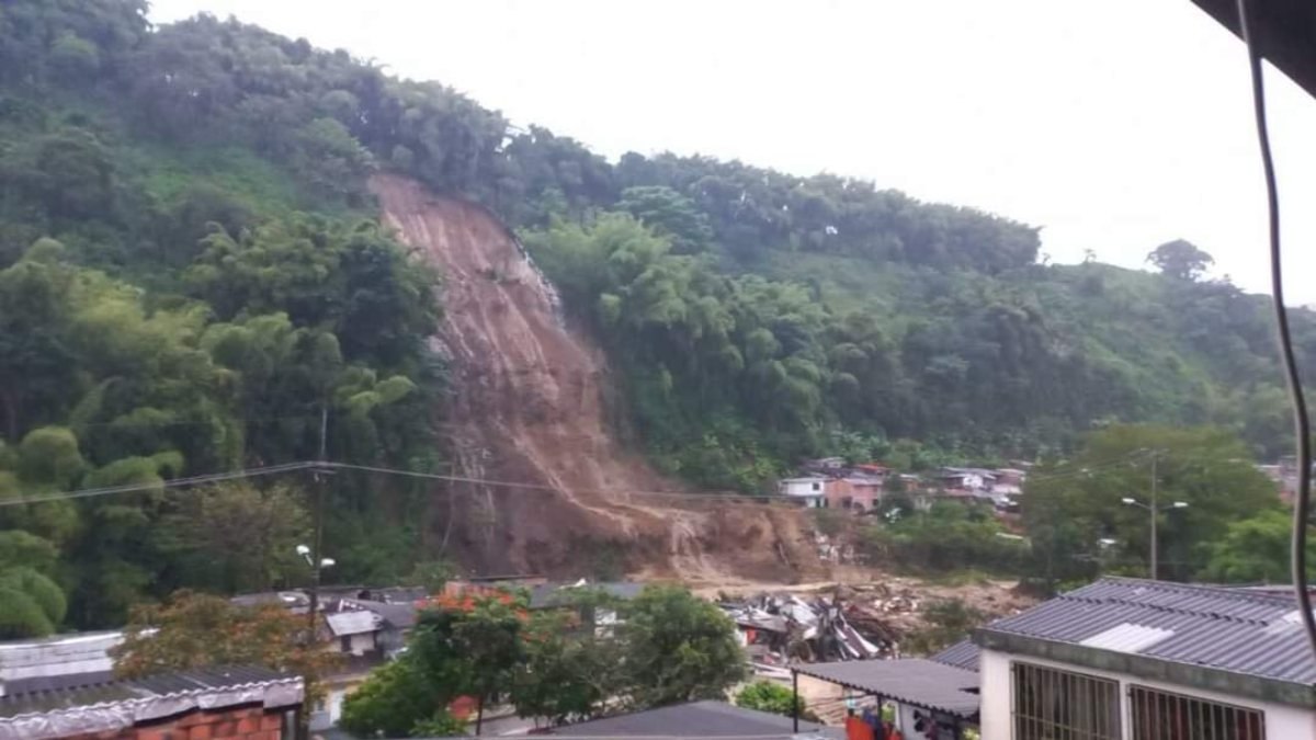 Kolombiya'da toprak kayması: 14 ölü