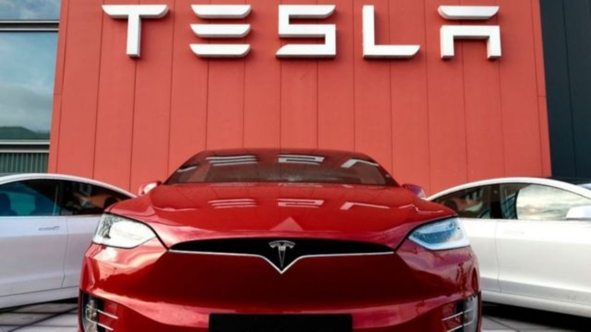 Tesla'dan son 4 ayda 10. geri çağırma: 500 bin araç daha listeye eklendi