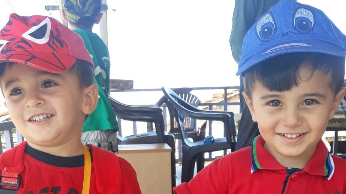 Manisa’da 3 yaşındaki ikizler yangında öldü