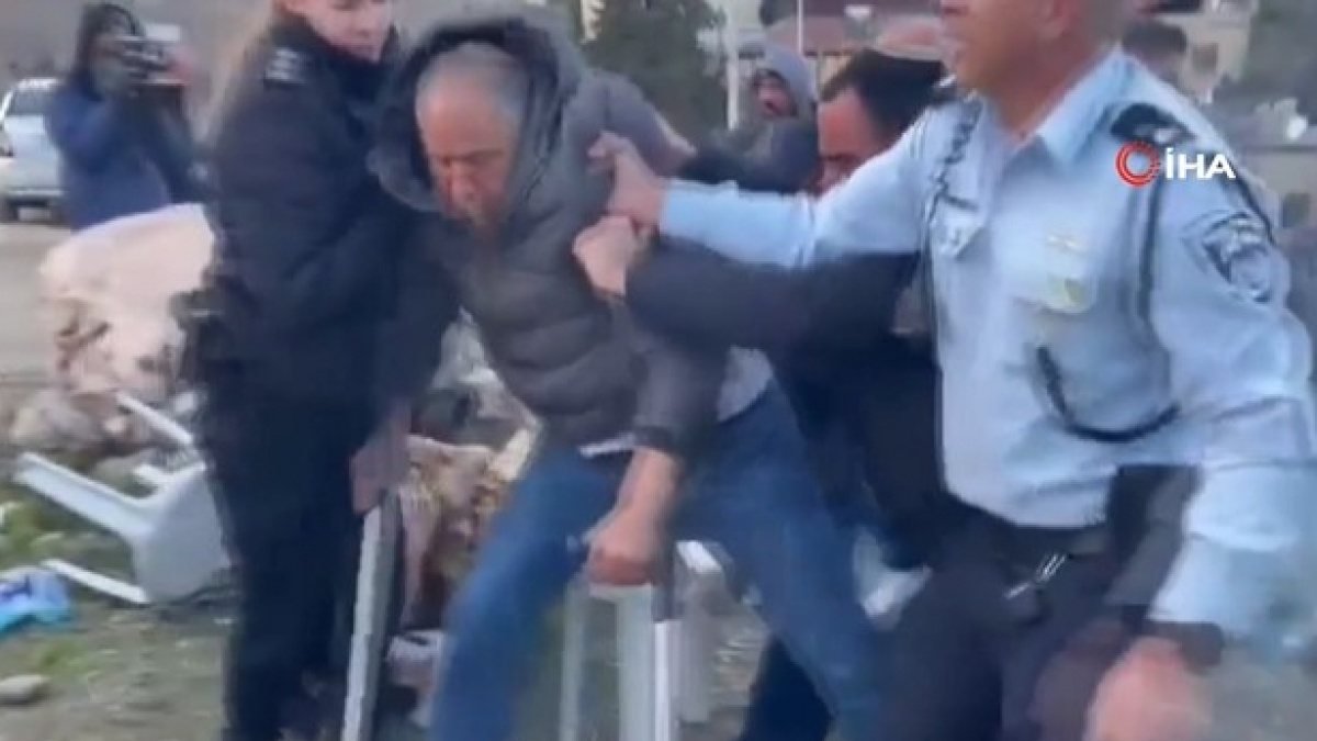 İsrail güçleri, koltuk değnekli yaşlı adamı darbetti