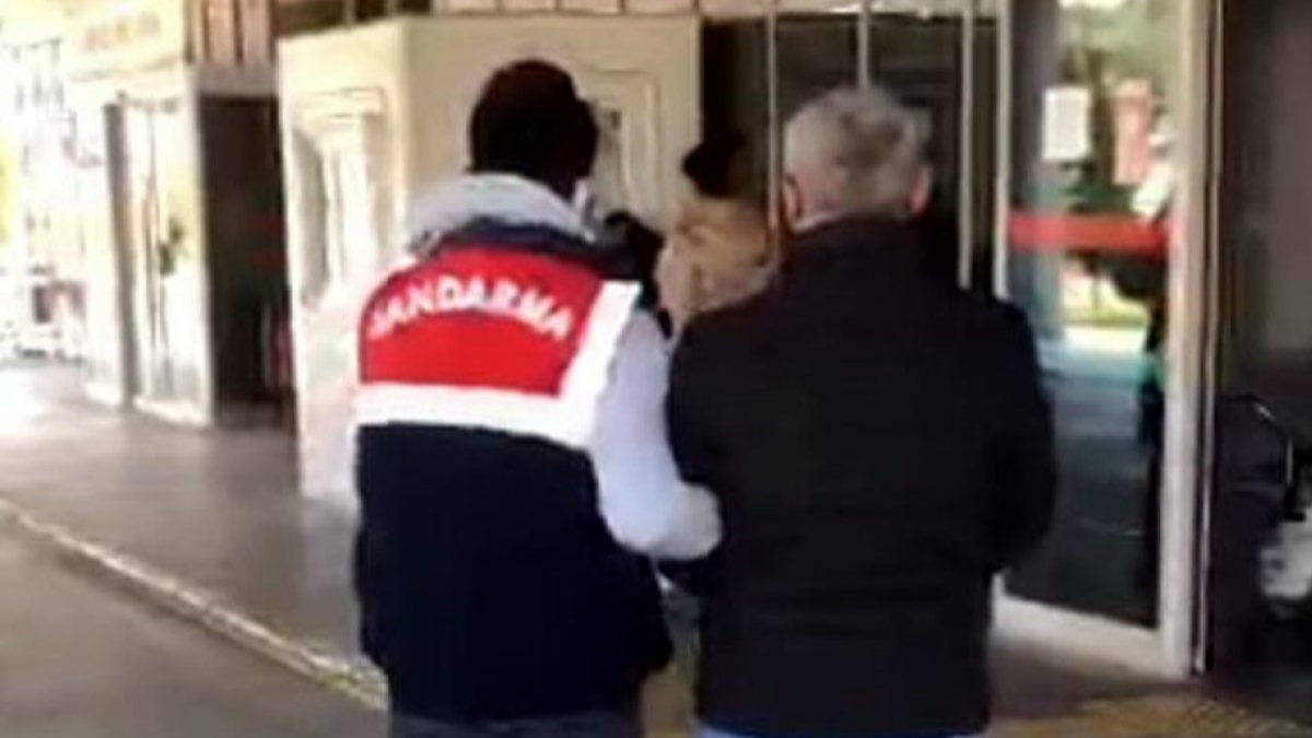 İzmir'de sosyal medyada terör propagandası yapan şahıslar yakalandı