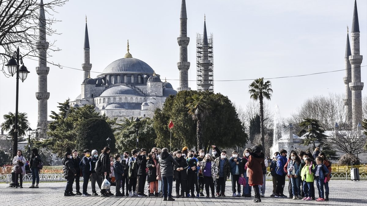 Dünya Rehberler Günü'nde, 'sahte rehber' sorununa çözüm talebi