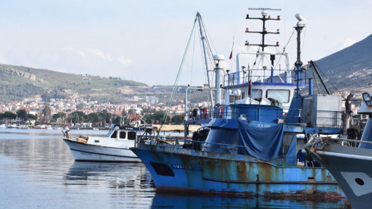 Ege'de Türk balıkçı teknelerine ateş açıldı