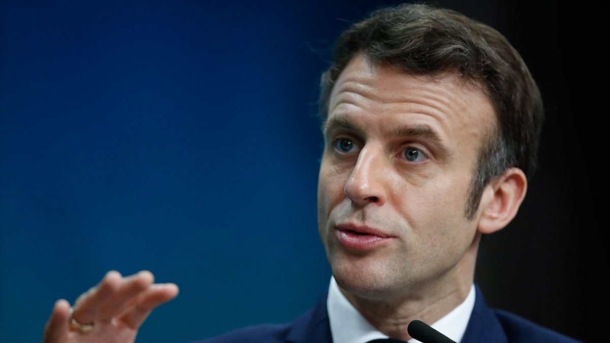 Emmanuel Macron: Rusya’ya askeri ve ekonomik yaptırım uygulanacak