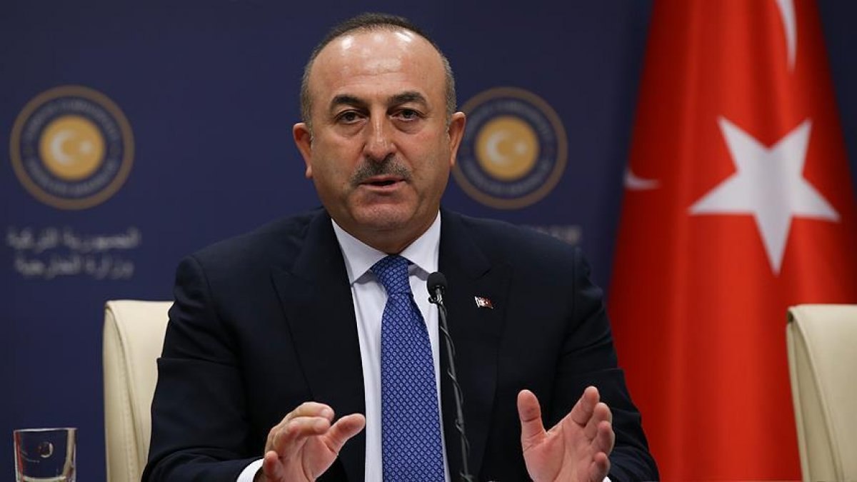 Mevlüt Çavuşoğlu: Ukrayna'daki 6 bin 600 Türk vatandaşı için gayret ediyoruz