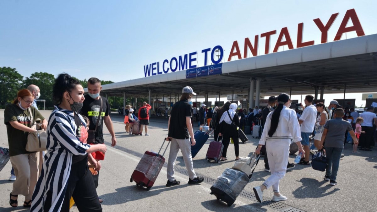 Antalya'ya şubatta gelen turist sayısında yüzde 211 artış