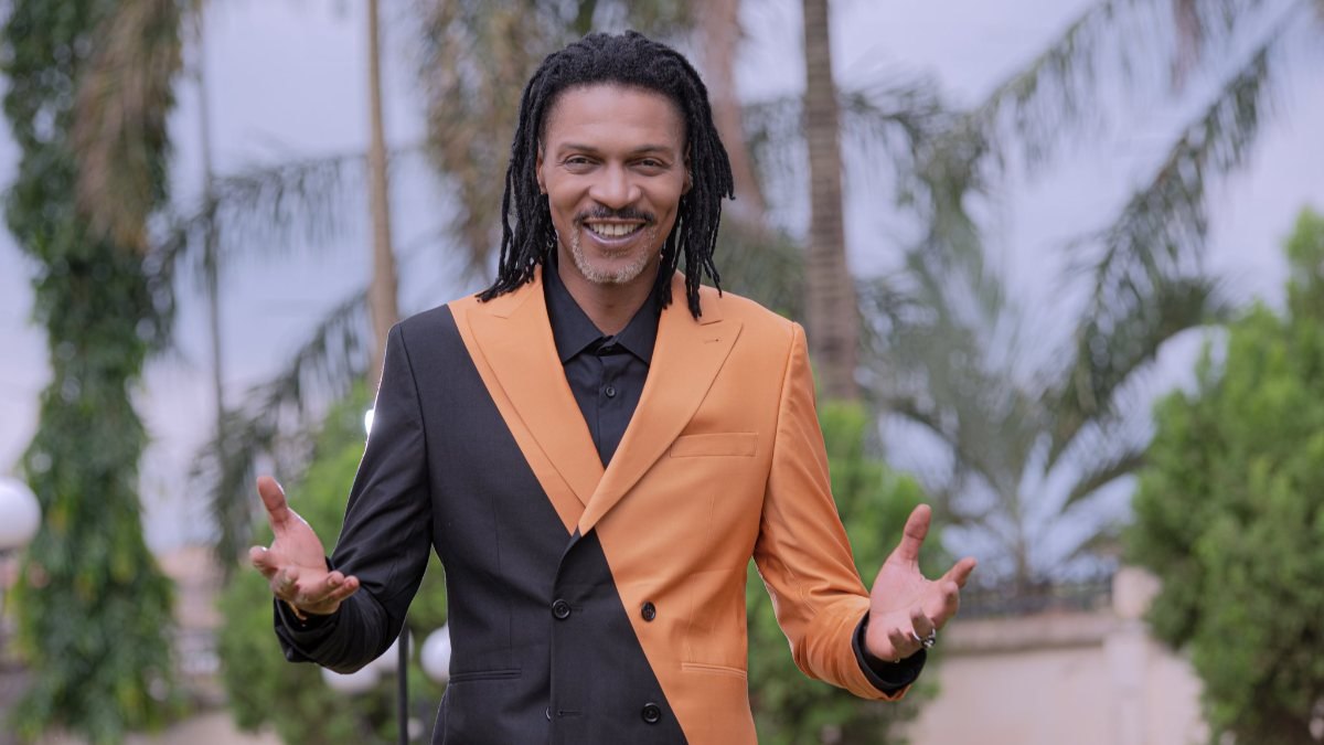 Kamerun'un yeni hocası Rigobert Song