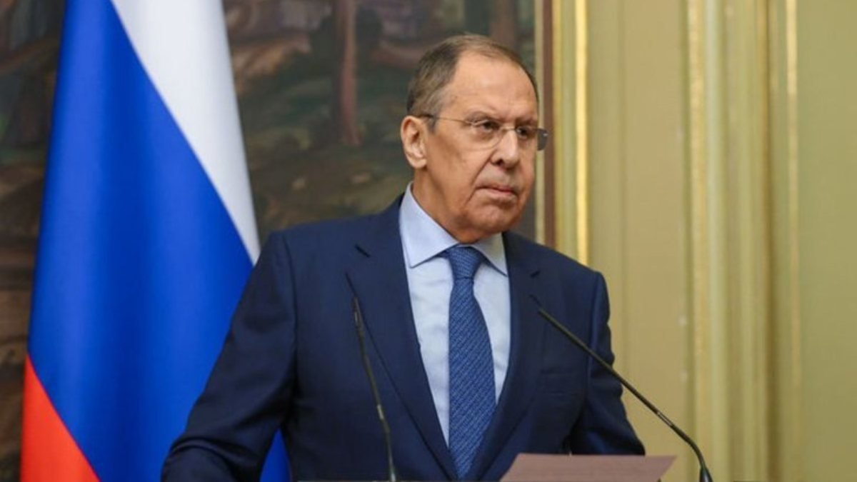 Sergey Lavrov: Ukrayna'nın nükleer silah edinmesine izin vermeyeceğiz