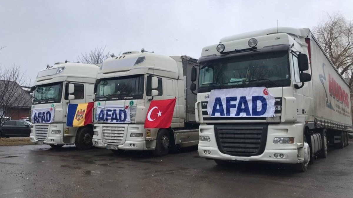 AFAD'ın 8 tırlık yardımı Ukrayna ve Moldova'da