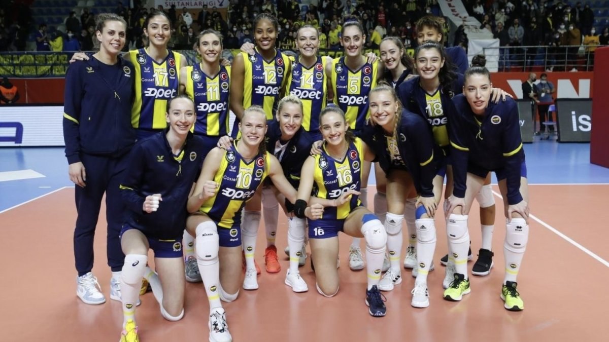 Fenerbahçe Kadın Voleybol Takımı, Şampiyonlar Ligi’nde yarı finalde