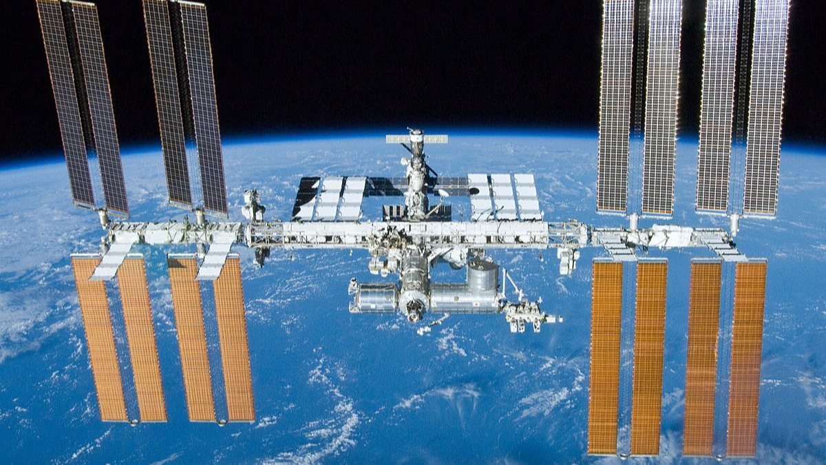 NASA, Ruslar olmadan uzay istasyonunu kontrol etmenin yolunu arıyor