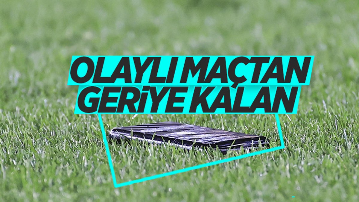 Fenerbahçe Trabzonspor maçında sahaya yabancı maddeler atıldı