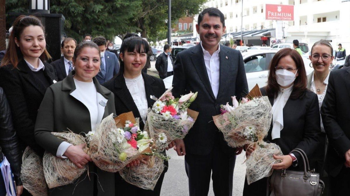 Murat Kurum: Kadınlarımız her alanda Türkiye'yi büyütüyor