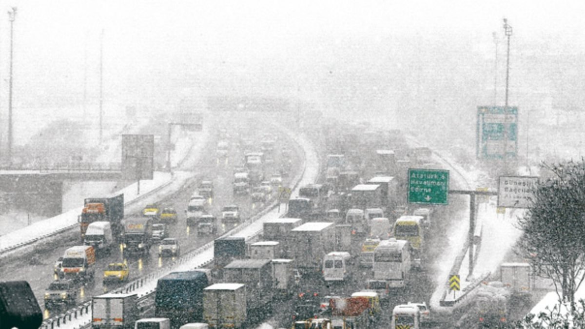 İstanbul'da özel araç yasağı var mı? 10 Mart Perşembe trafik yasağı...