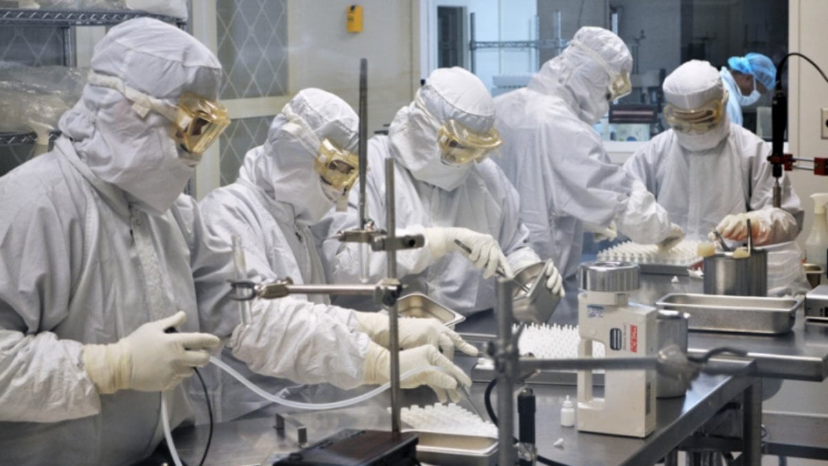 Pentagon'dan Ukrayna’daki laboratuvarlara 200 milyon dolar yatırım