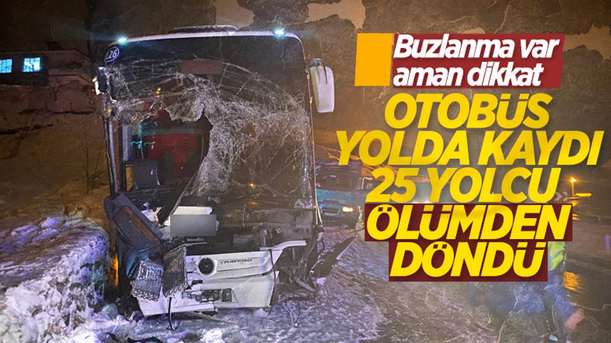 Zonguldak'ta yolcu otobüsü buzlu yolda kaydı, 25 yolcu ölümden döndü