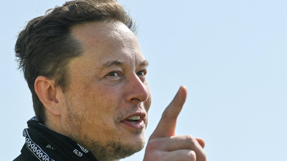 Elon Musk'ın eski sevgilisi Grimes: Milyarder gibi yaşamıyor