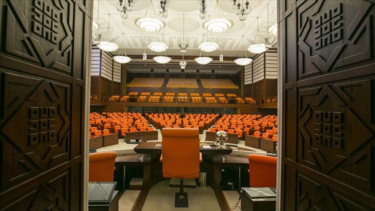Seçim Kanunu'nda değişiklik teklifi Meclis'te