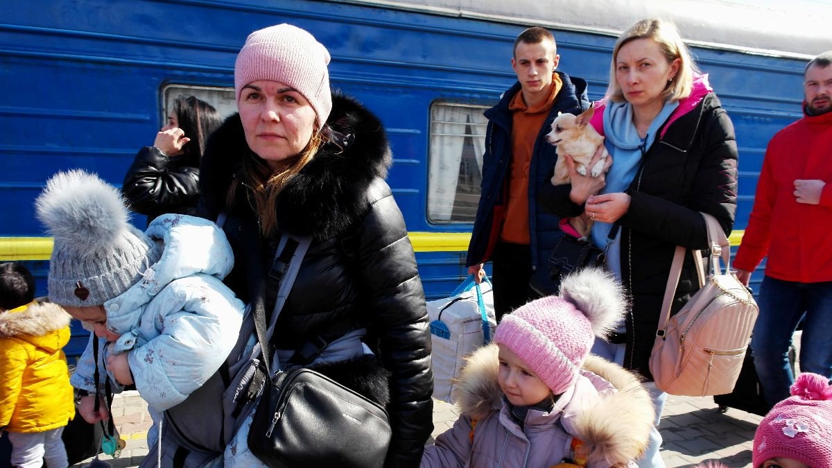 Ukrayna'yı terk edenlerin sayısı 2 milyon 808 bin 792'ye yükseldi