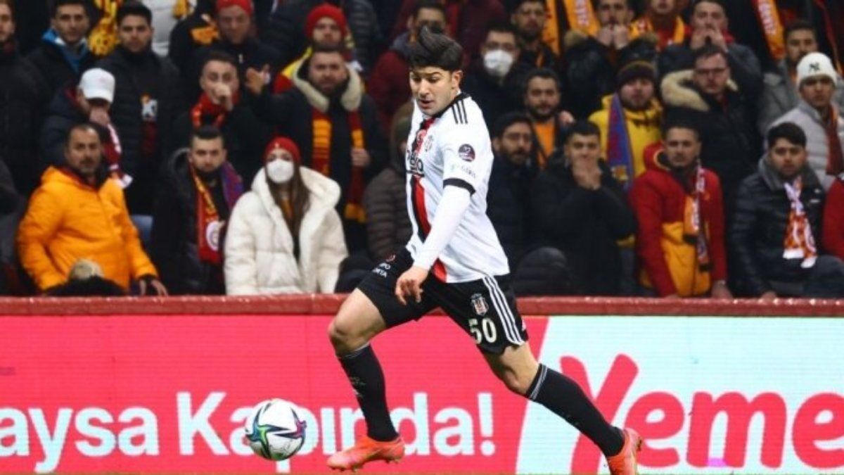 38. dakikada oyundan alınan Güven Yalçın'dan büyük tepki