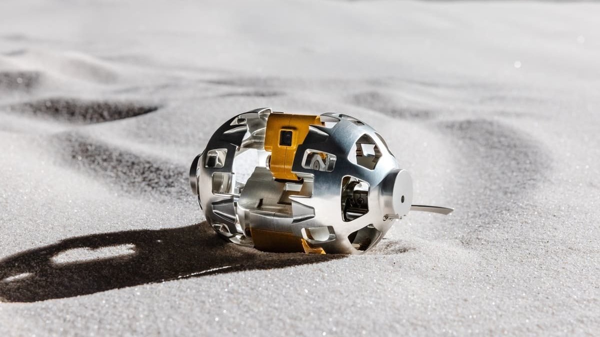 Japonlardan Ay'ı keşfedecek mini robot