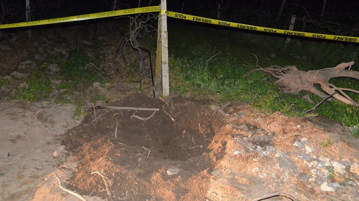 Manisa'da kan donduran cinayet: Öldürdü, yaktı, gömdü