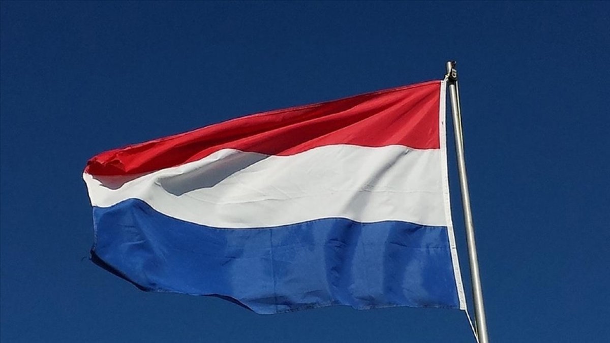 Hollanda'da 200 milyon eurodan fazla Rus varlığı donduruldu