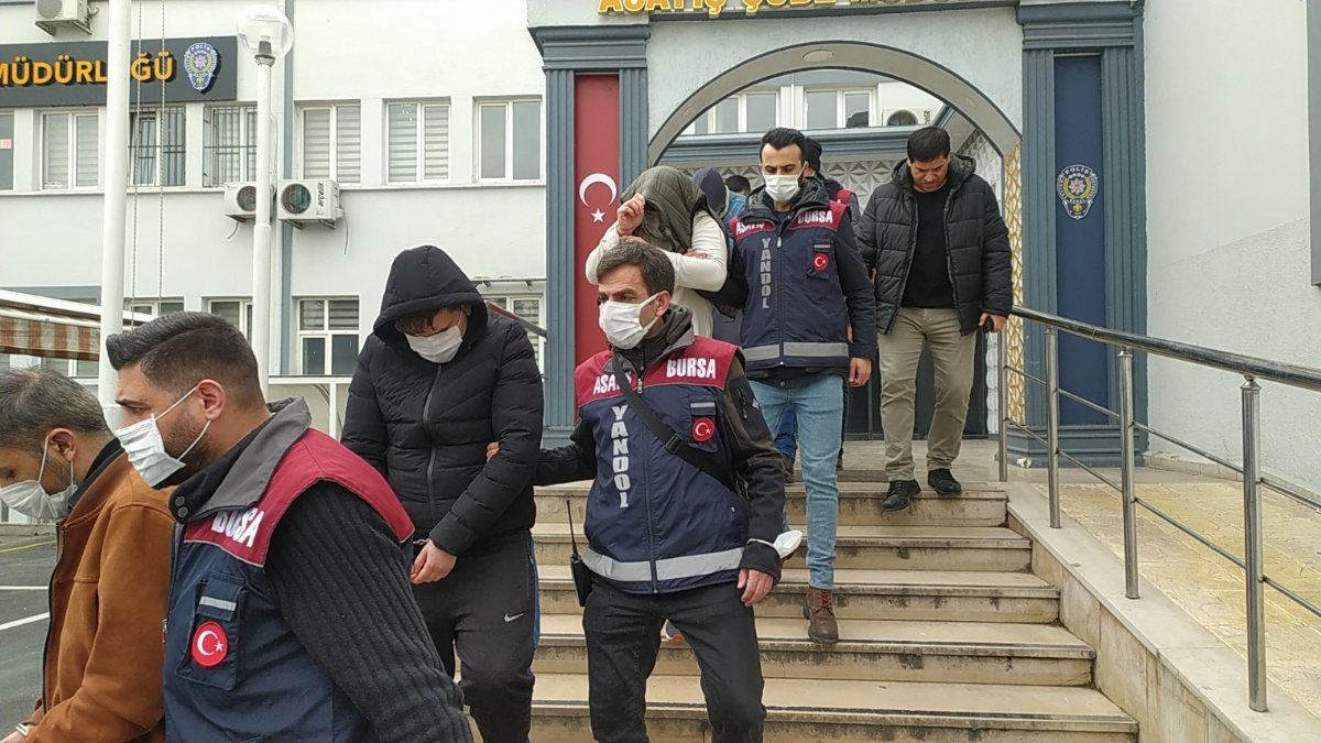 Bursa polisi, 28 bin euro dolandıran ‘sahte savcıları’ İstanbul’da yakaladı