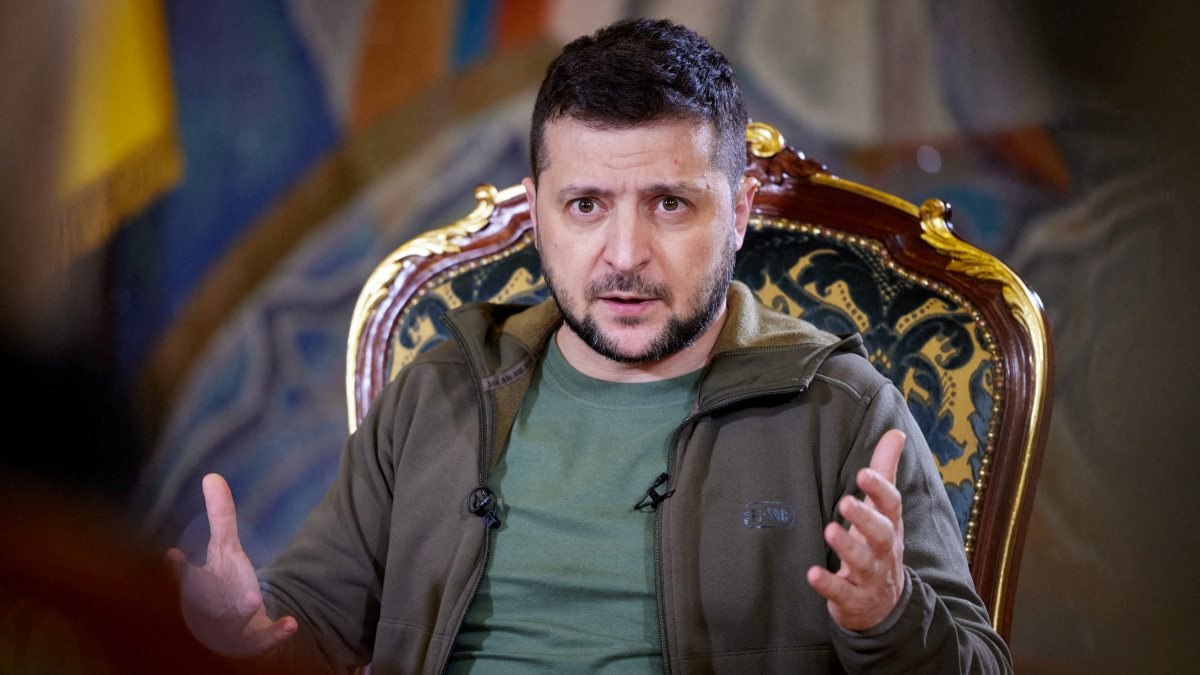 Vladimir Zelensky: Rus pilotlar sivilleri öldürmekten sorumlu tutulacak