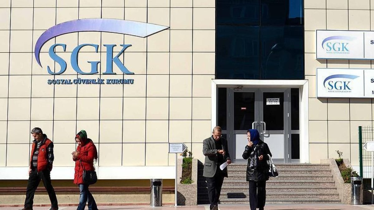 SGK maaş hesaplama robotu: Ne kadar emekli maaşı alırım 2022