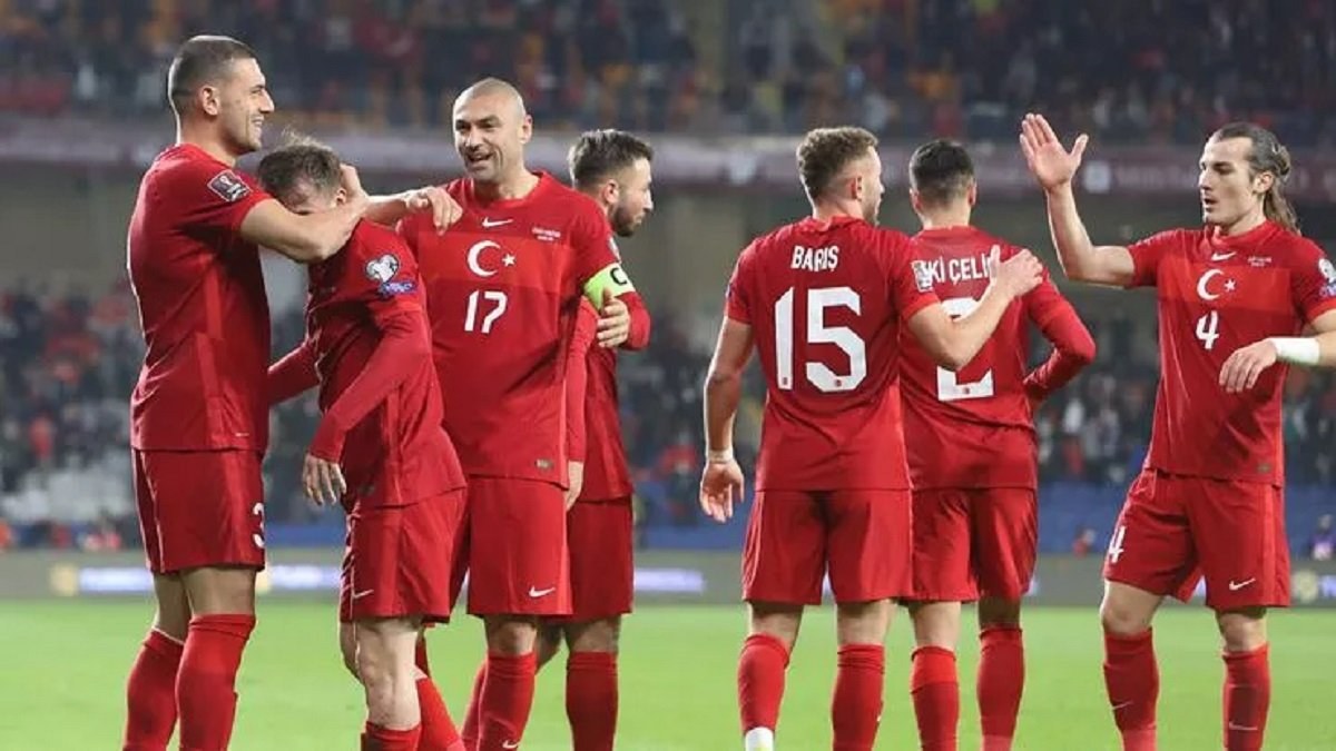 Portekiz - Türkiye maçı hangi kanalda, şifreli mi? Milli maç için geri sayım!