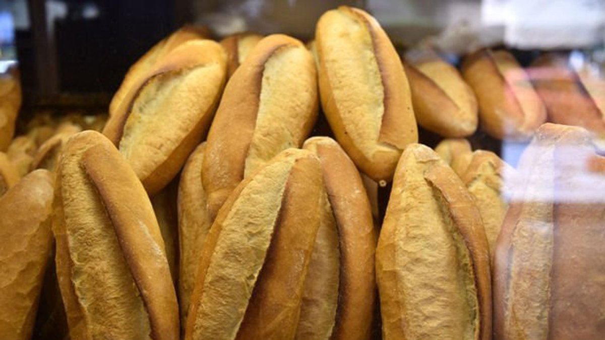 Adana'da ekmek 3 lira oldu