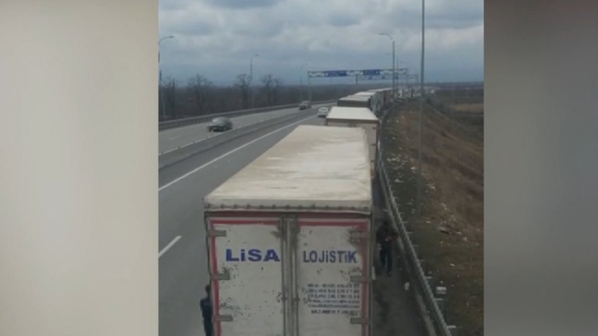Türk tır şoförleri Rusya- Gürcistan sınırında mahsur kaldı