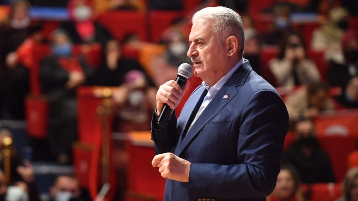 Binali Yıldırım'dan çiftçilere: Dağı taşı ekin