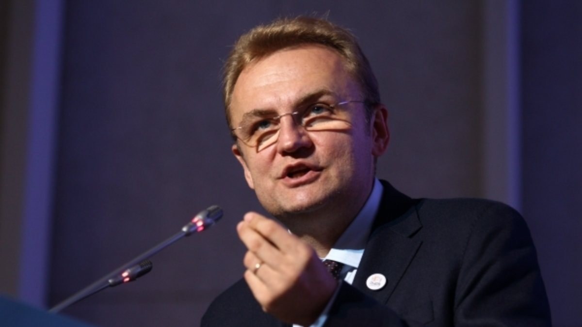 Lviv Belediye Başkanı Sadoviy: Rusya Lviv’i vurarak Başkan Biden’e selam gönderdi